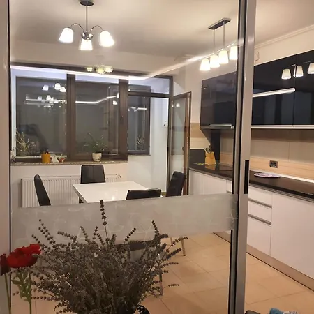 Coresi Apartament Isaran *